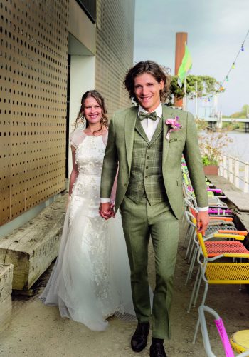 Wilvorst slim fit, világos khaki zöld, apró mintás esküvői öltöny